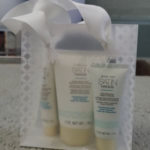 🧴Frangrance Free Satin Hands Deluxe Mini S
